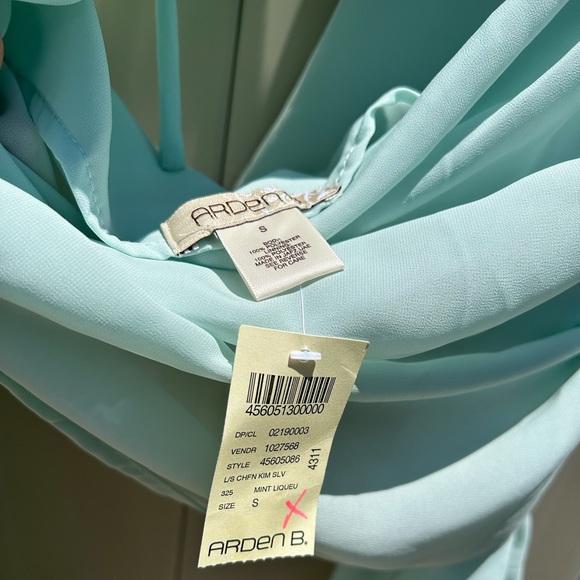 NWT 90s ARDEN B Blouse Sz S Mint Green Romantic Flowy Long Sleeves Open Back Top - Picture 4 of 5